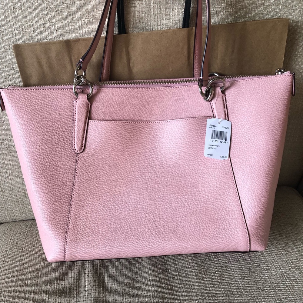 ๐ Blush Coach Tote- No wallet ๐ - Picture 2 of 8